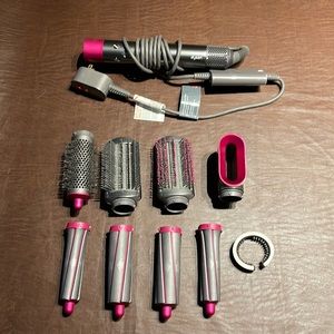 Dyson Airwrap FOR PARTS ONLY